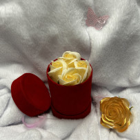 Kwiaty Mydlane Flowerbox czerwone okrągłe - róże mydlane szampańskie