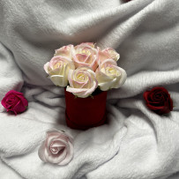 Kwiaty Mydlane Flowerbox czerwone okrągłe - róże mydlane 7szt. gradient