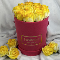 Kwiaty Mydlane Flowerbox Fuksja - róże mydlane M