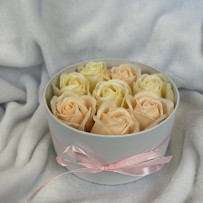 Kwiaty Mydlane Flowerbox biały okrągły - róże mydlane