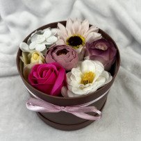 Kwiaty Mydlane Flowerbox zakurzony róż okrągły - róże mydlane