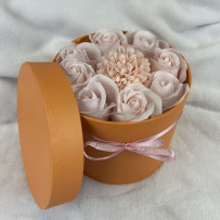 Kwiaty Mydlane Flowerbox pomarańczowy okrągły - róże mydlane